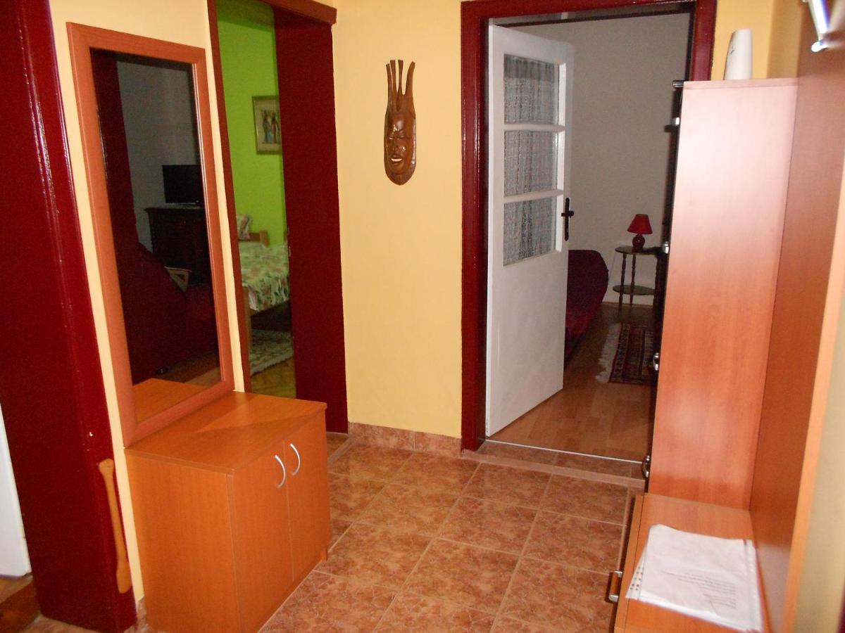 Apartman "Dom Stankovica" Pirot Exteriör bild